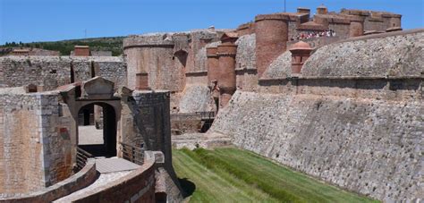 castell salses|Fort de Salses